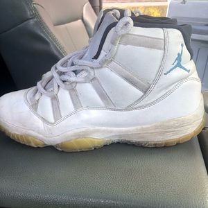 Jordan concord 11 legend blue